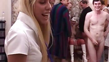 La mia sorellastra guarda il porno di lesbiche mentre io lo donne mature hard scopo