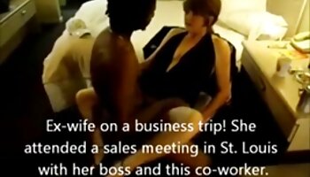 Alle ragazze dei villaggi dell'hinterland americano era proibito vedere orgasmi femminili porno i ragazzi...